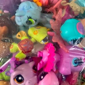LPS 100+ Lot Random Pets